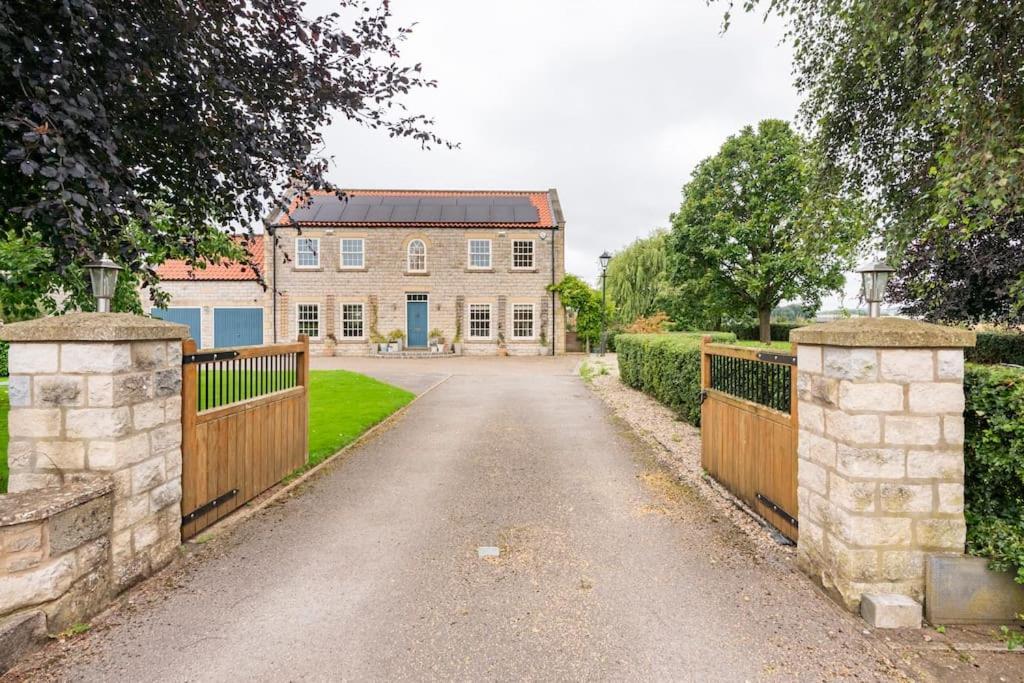 Millfield Cottage Йорк Екстериор снимка